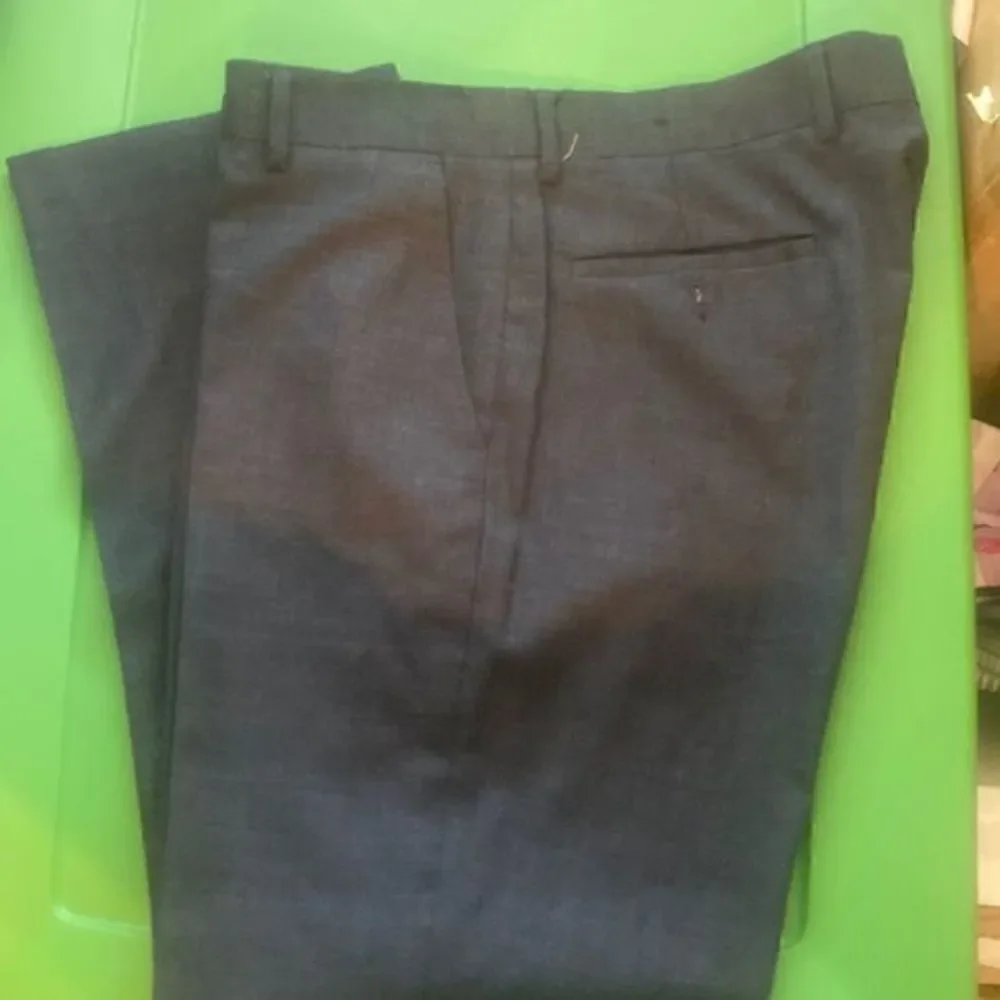 Saks Fifth Avenue COLLECTION Mens Textured Wool Flat-Front Pants